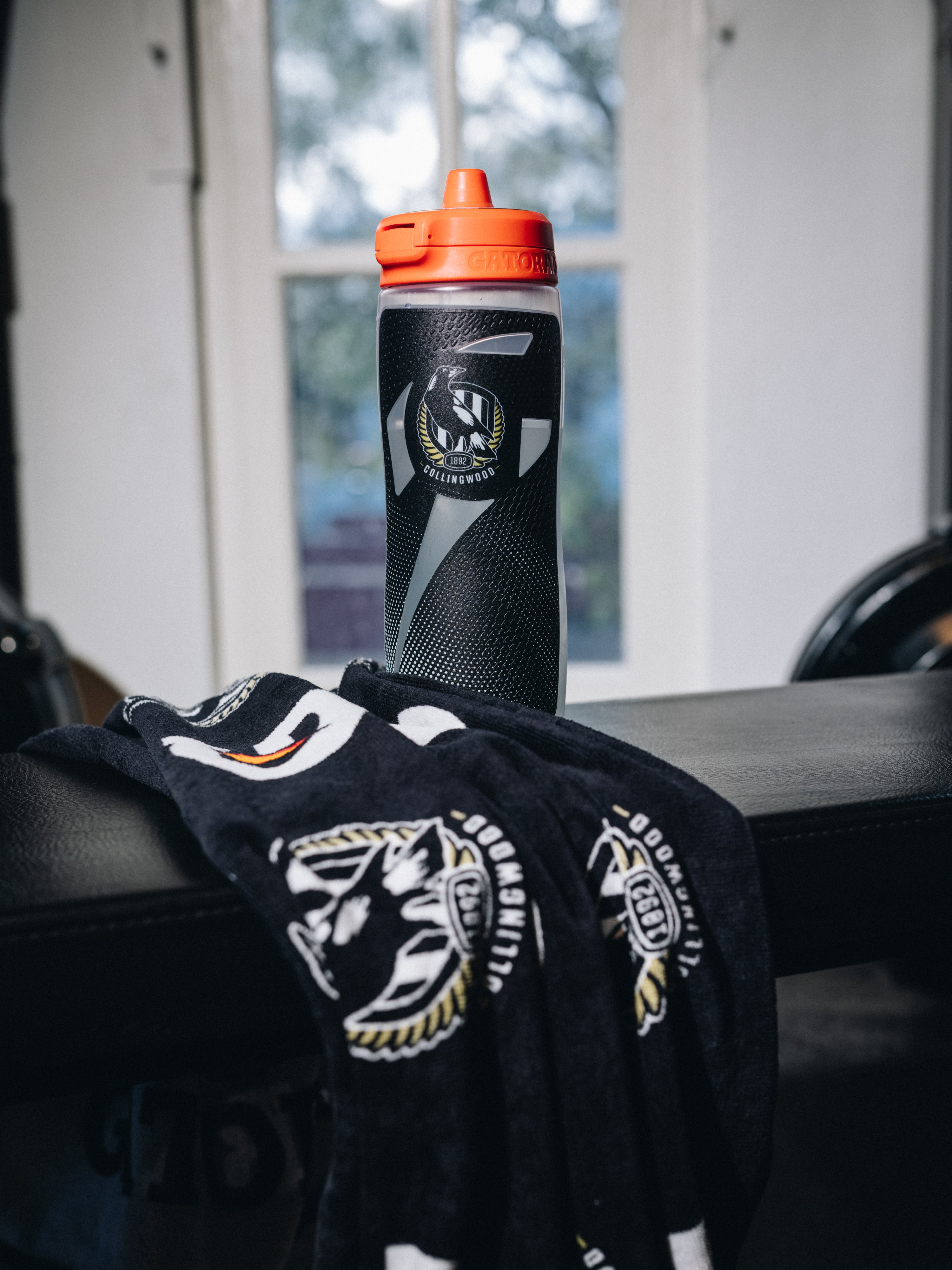 Collingwood Magpies Pro Towel